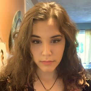 Meet your Posher, Sophia